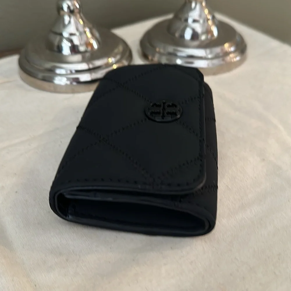 Tory Burch Willa Matt Wallet